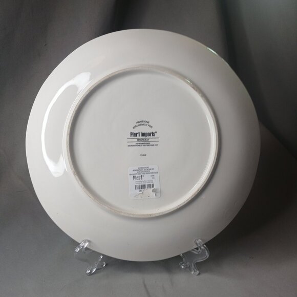 PIER 1 Magnolia Ironstone Dinner Plate 10 1/2"  Retired Dicontinued White Flower - Picture 5 of 7